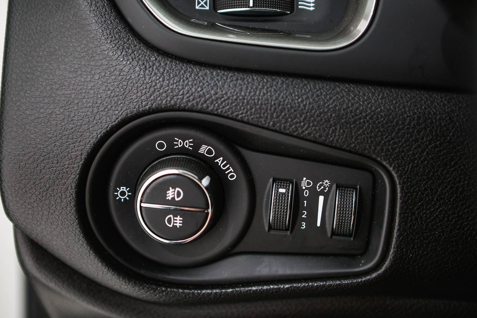 JEEP Renegade - Foto 15
