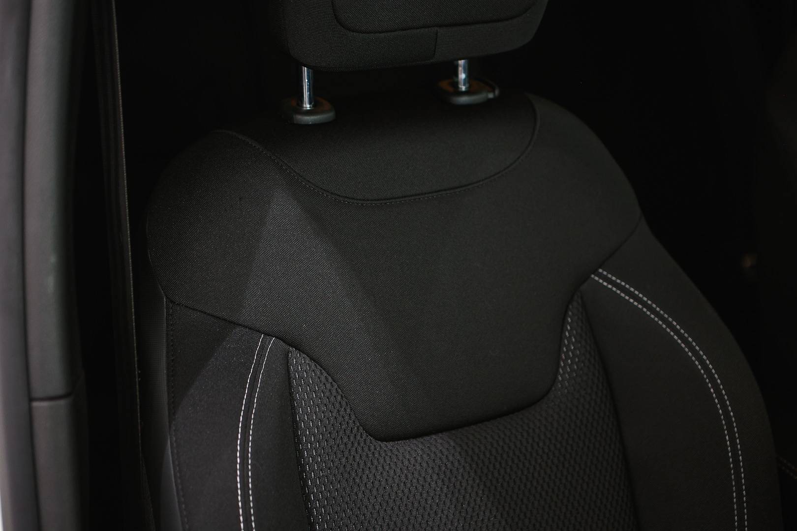 JEEP Renegade - Foto 26