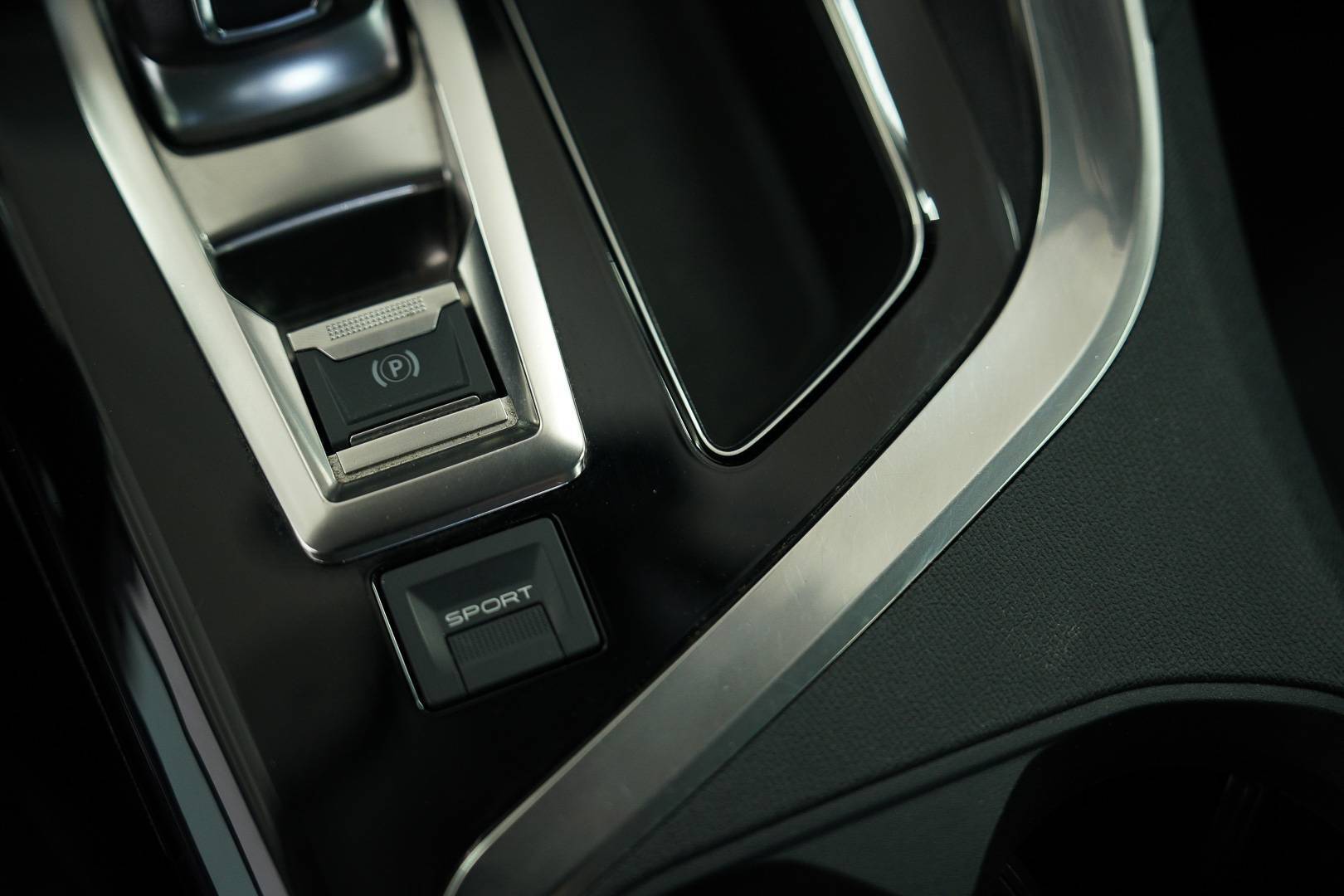 PEUGEOT 3008 - Foto 21