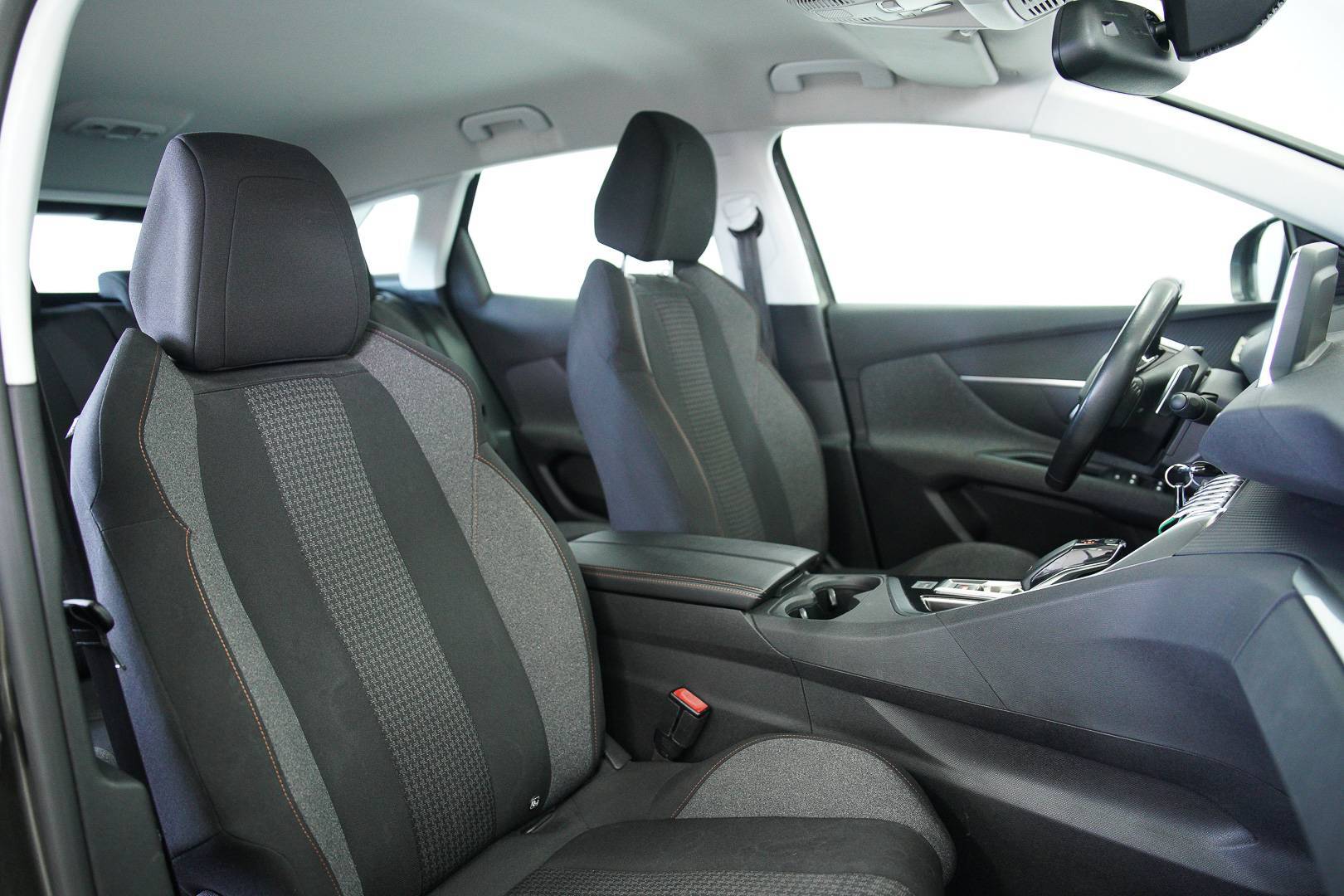 PEUGEOT 3008 - Foto 23
