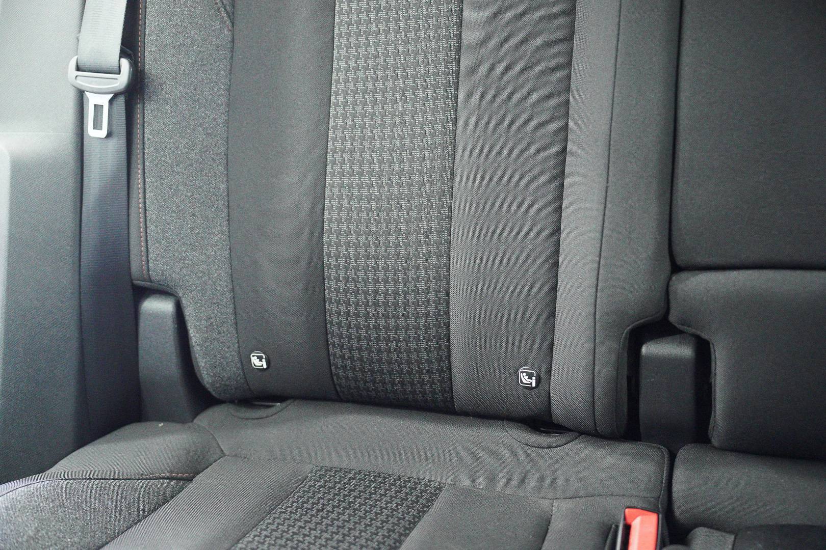 PEUGEOT 3008 - Foto 26