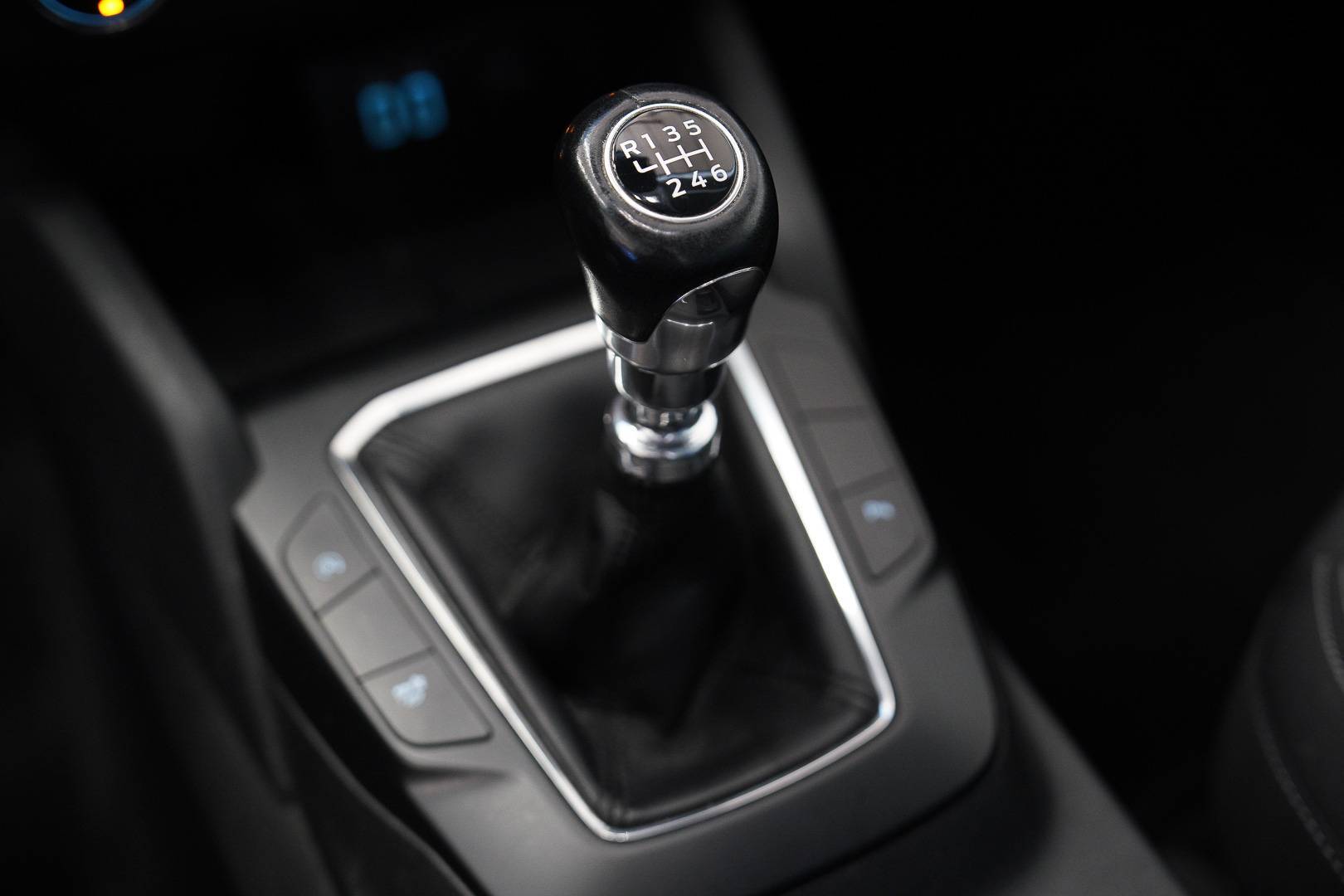 FORD Kuga - Foto 18