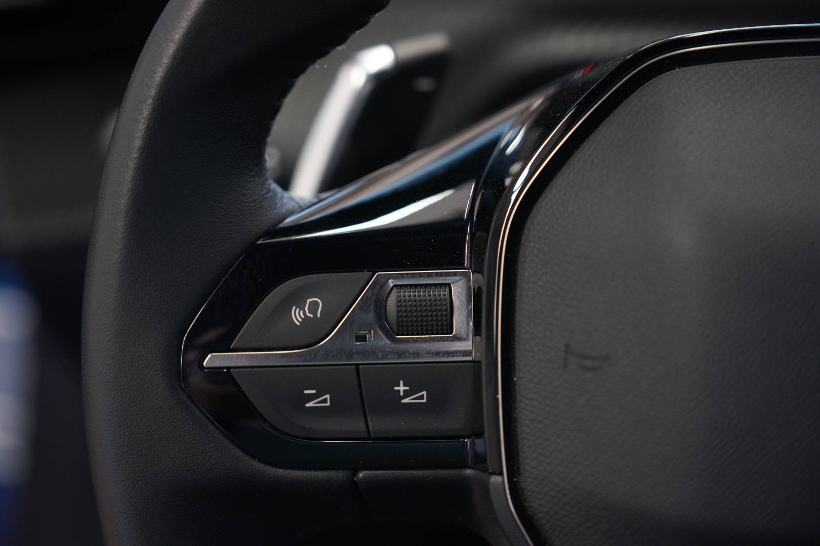 PEUGEOT 2008 - Foto 11