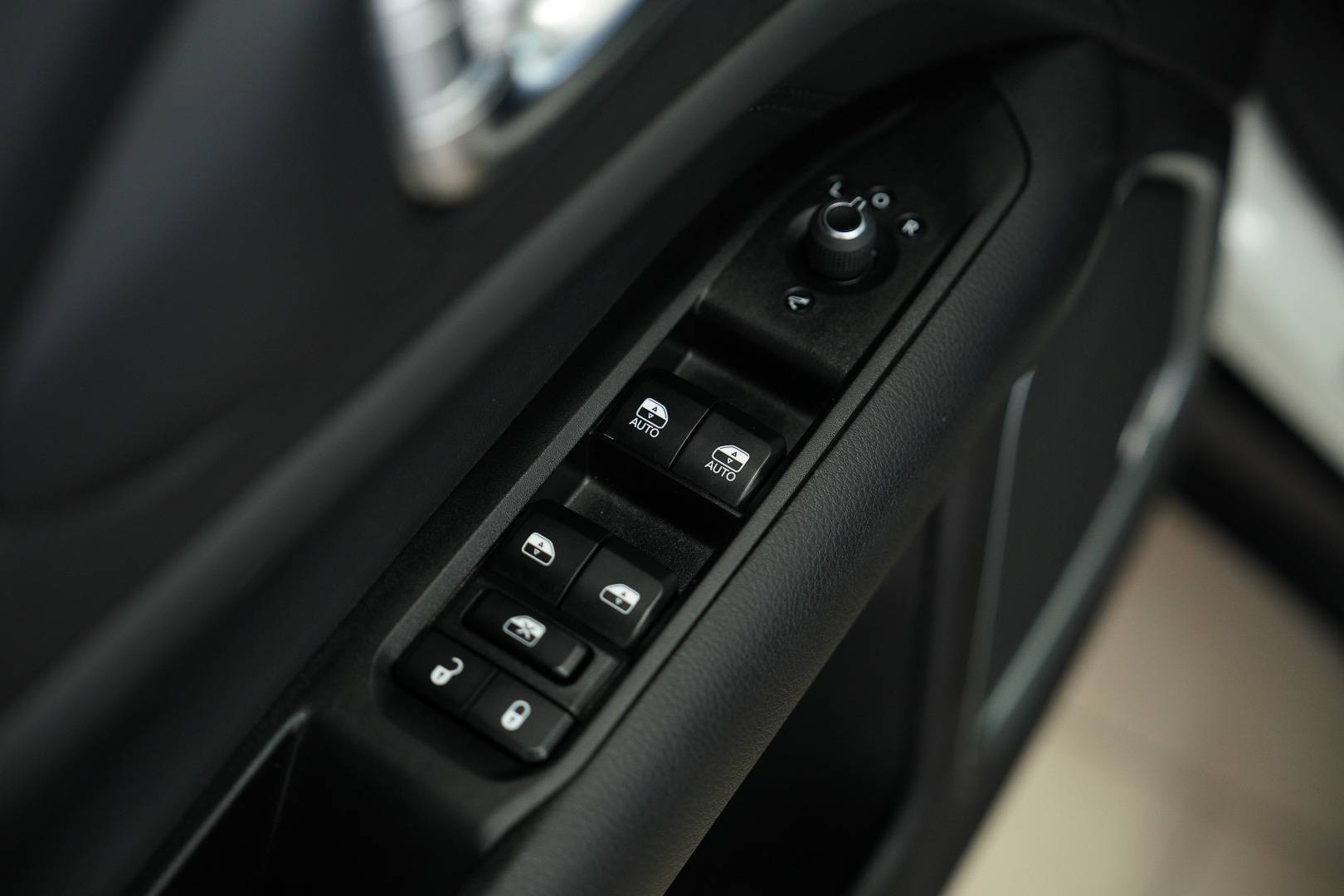 JEEP Compass - Foto 11