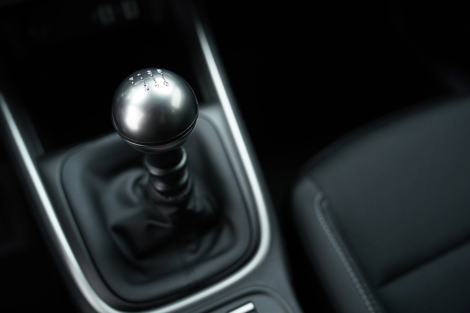 JEEP Avenger - Foto 18