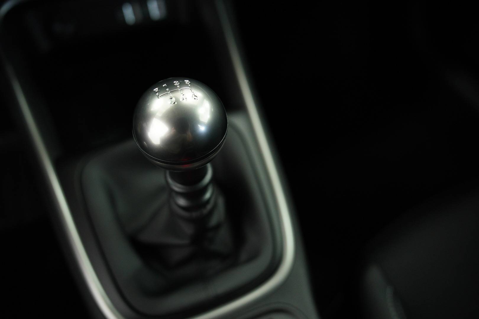 JEEP Avenger - Foto 18