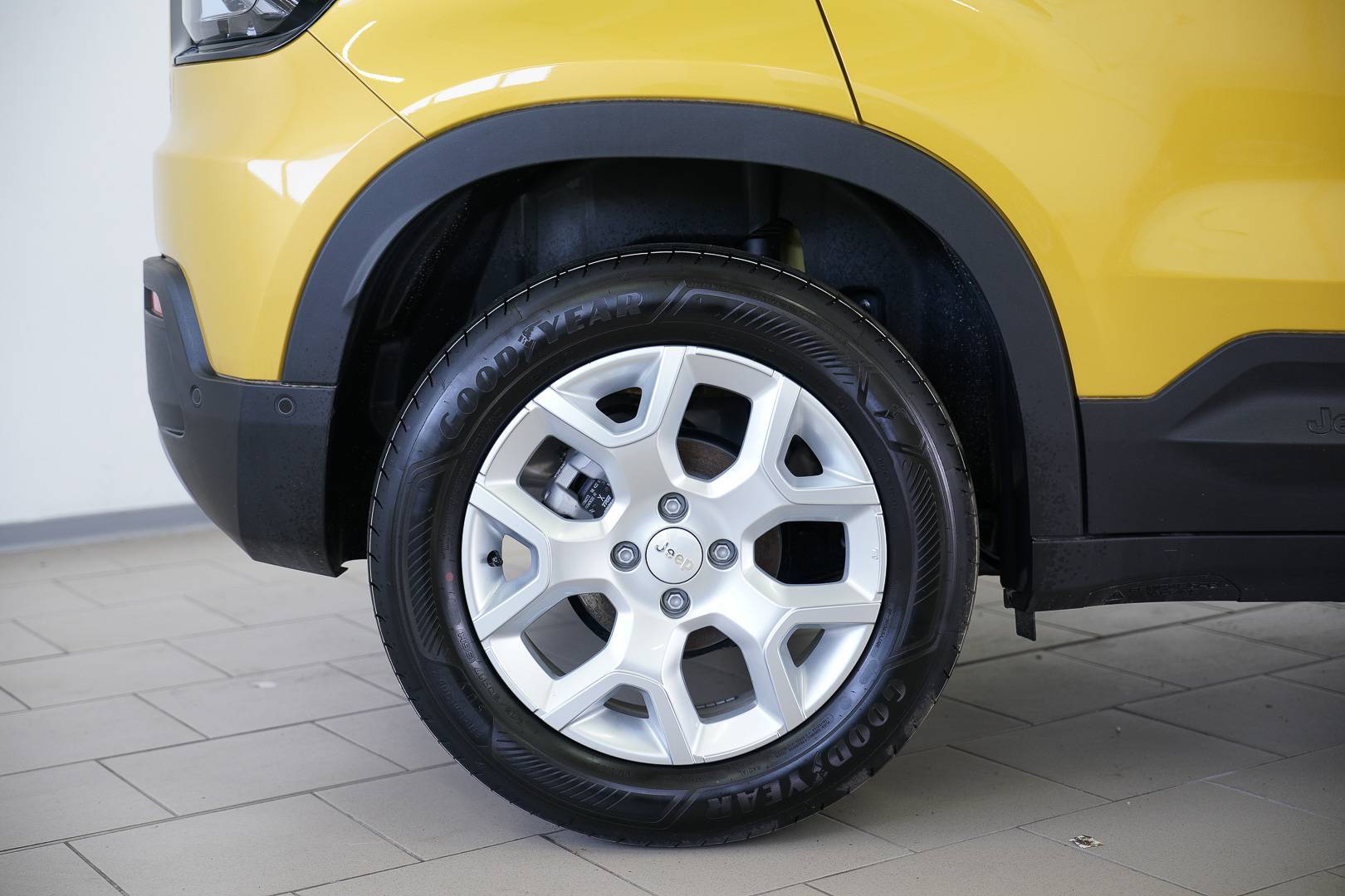 JEEP Avenger - Foto 7