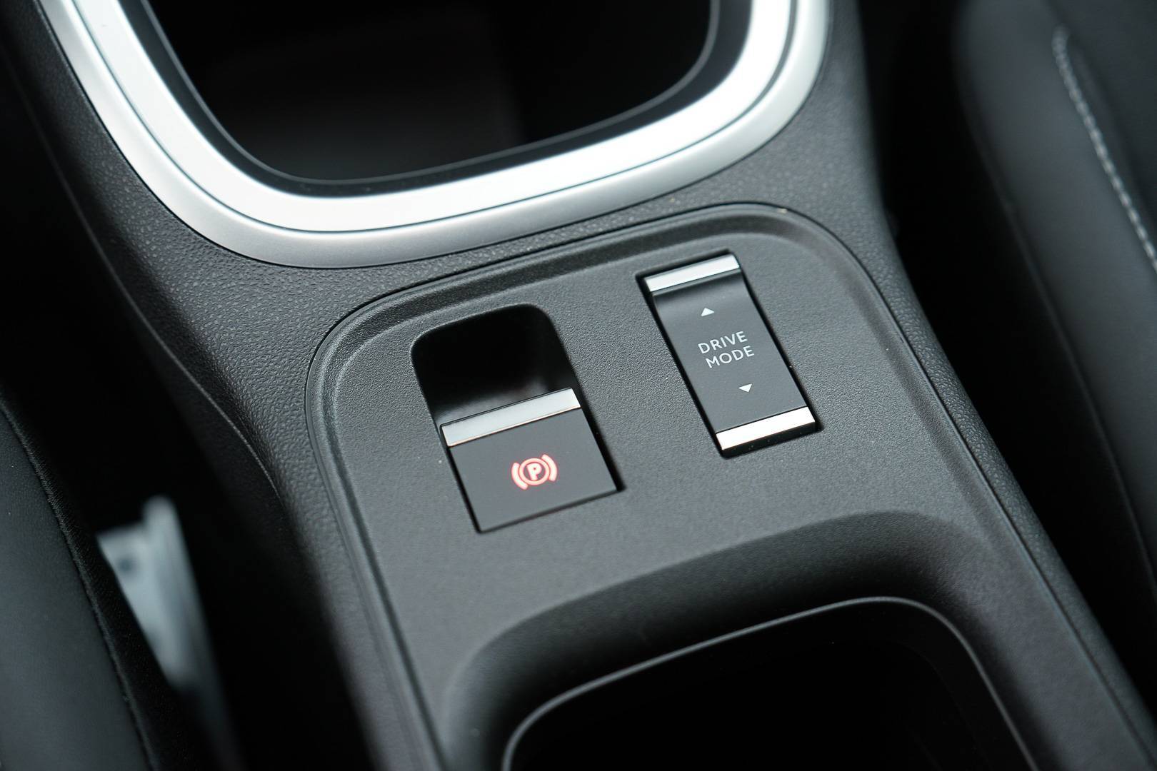 JEEP Avenger - Foto 19