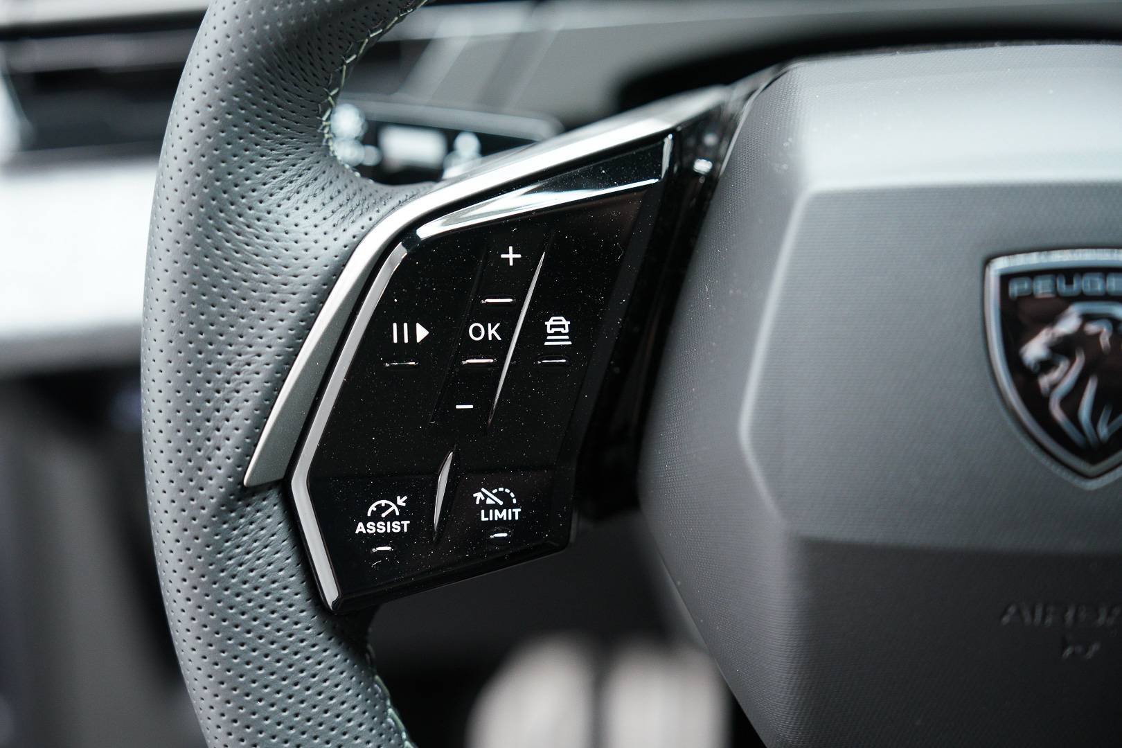 PEUGEOT 3008 - Foto 12