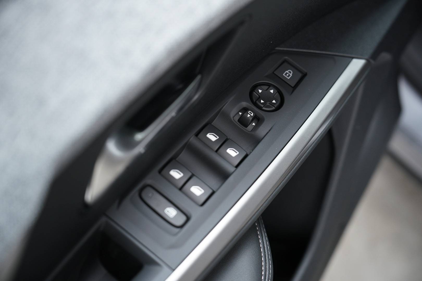 PEUGEOT 5008 - Foto 10