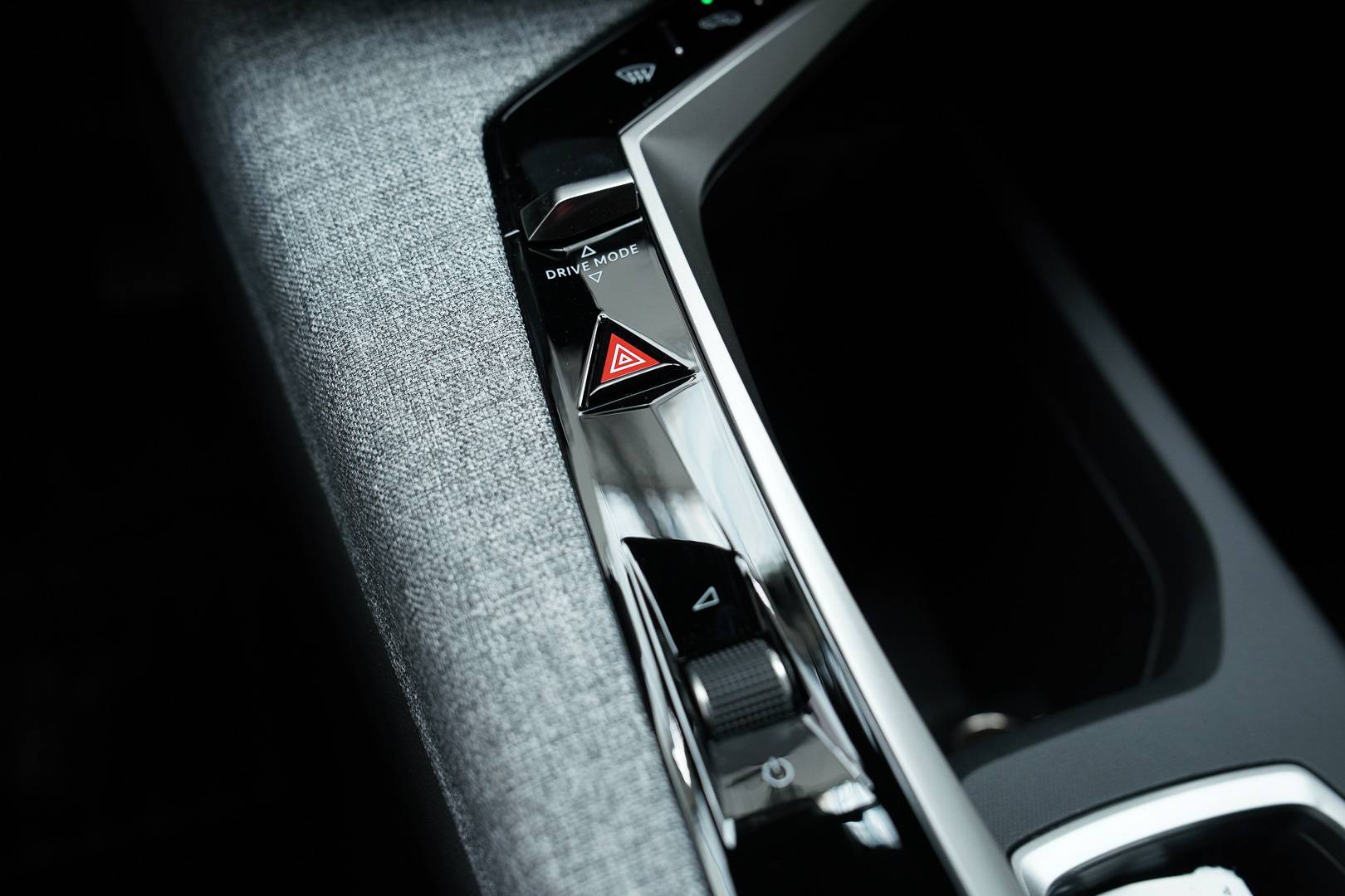 PEUGEOT 5008 - Foto 19