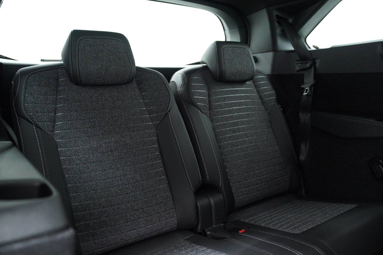 PEUGEOT 5008 - Foto 25