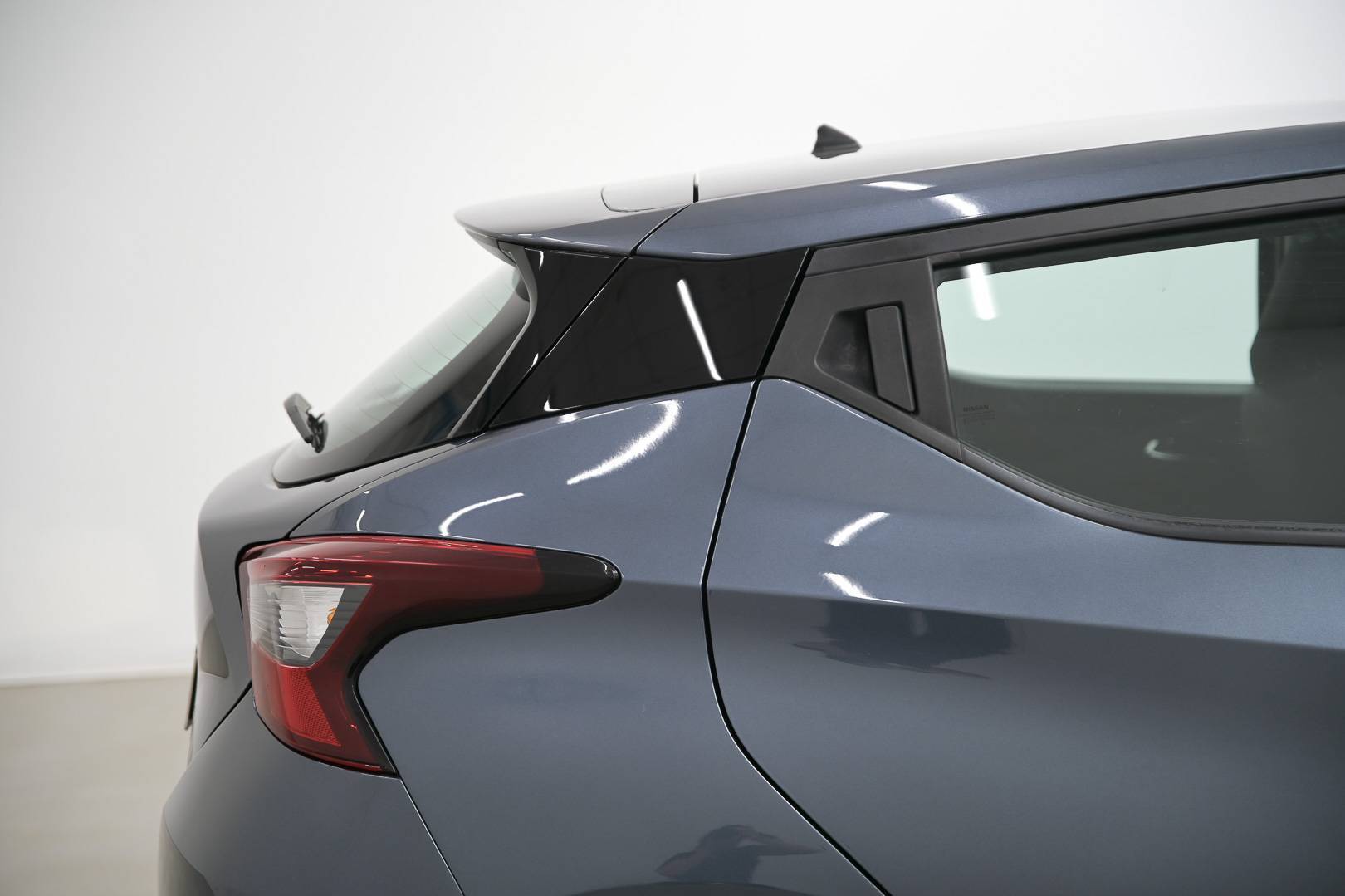 NISSAN Micra - Foto 9