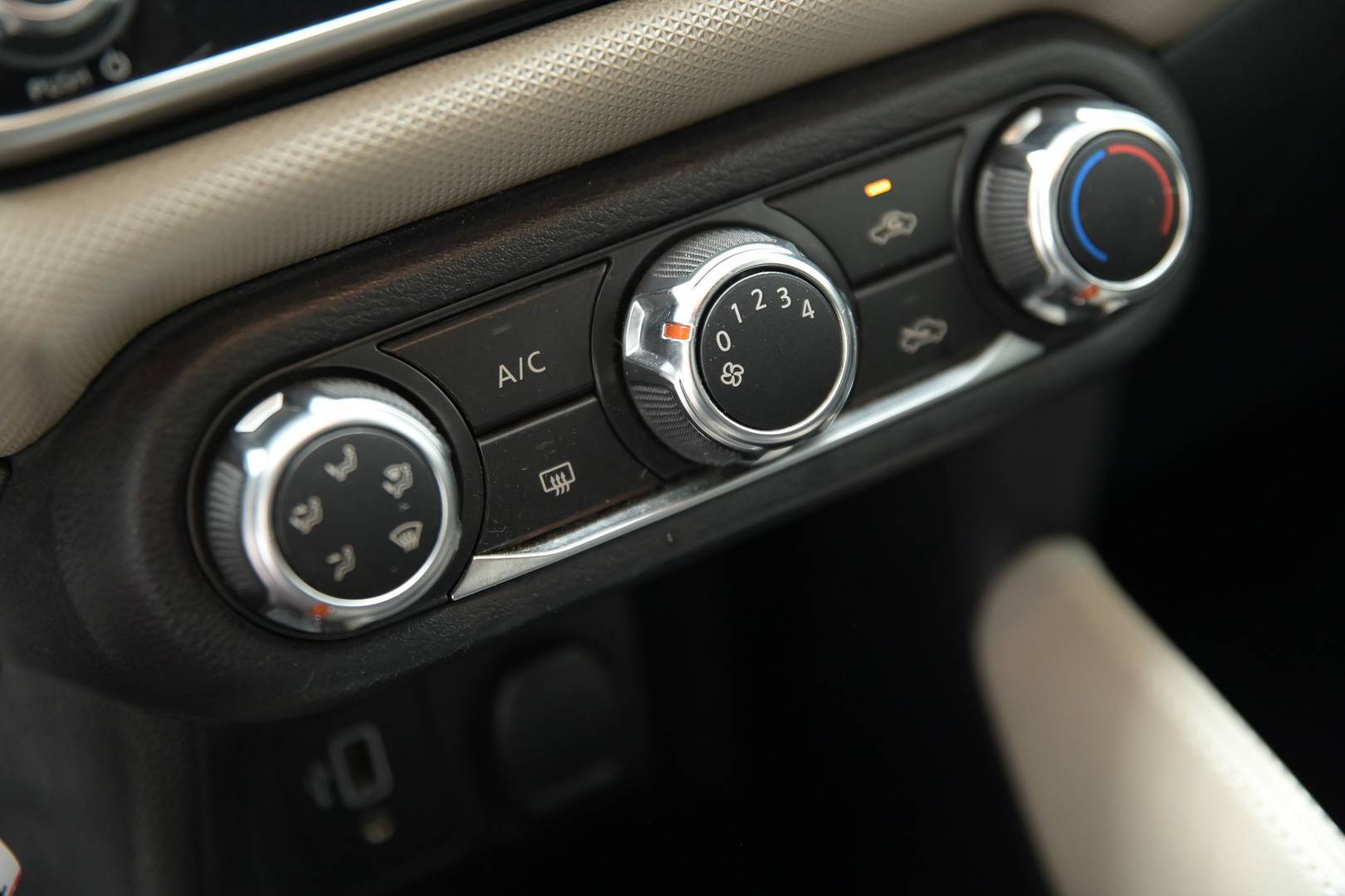 NISSAN Micra - Foto 22
