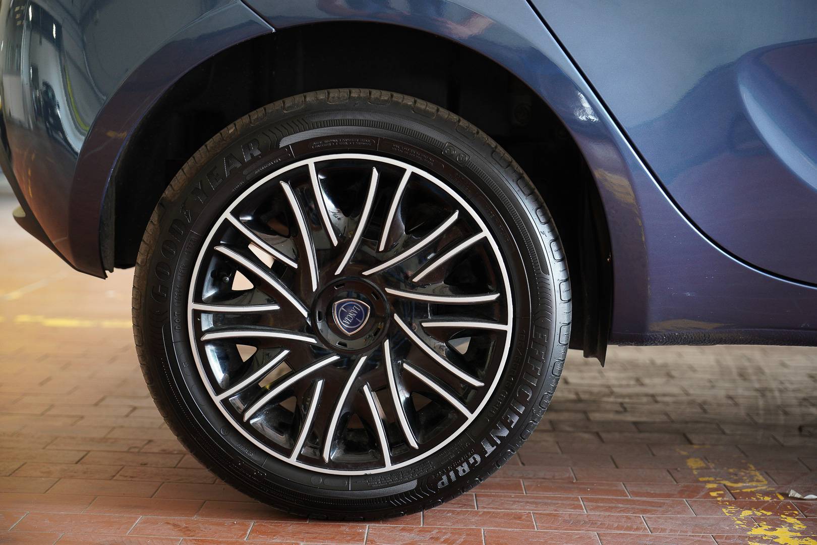 LANCIA Ypsilon - Foto 6