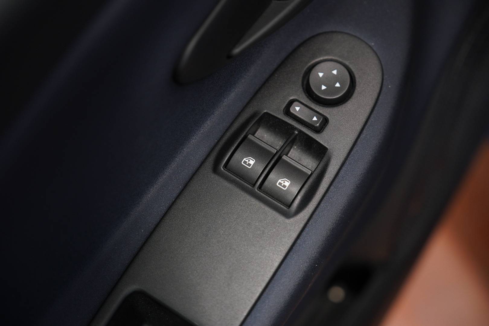 LANCIA Ypsilon - Foto 9