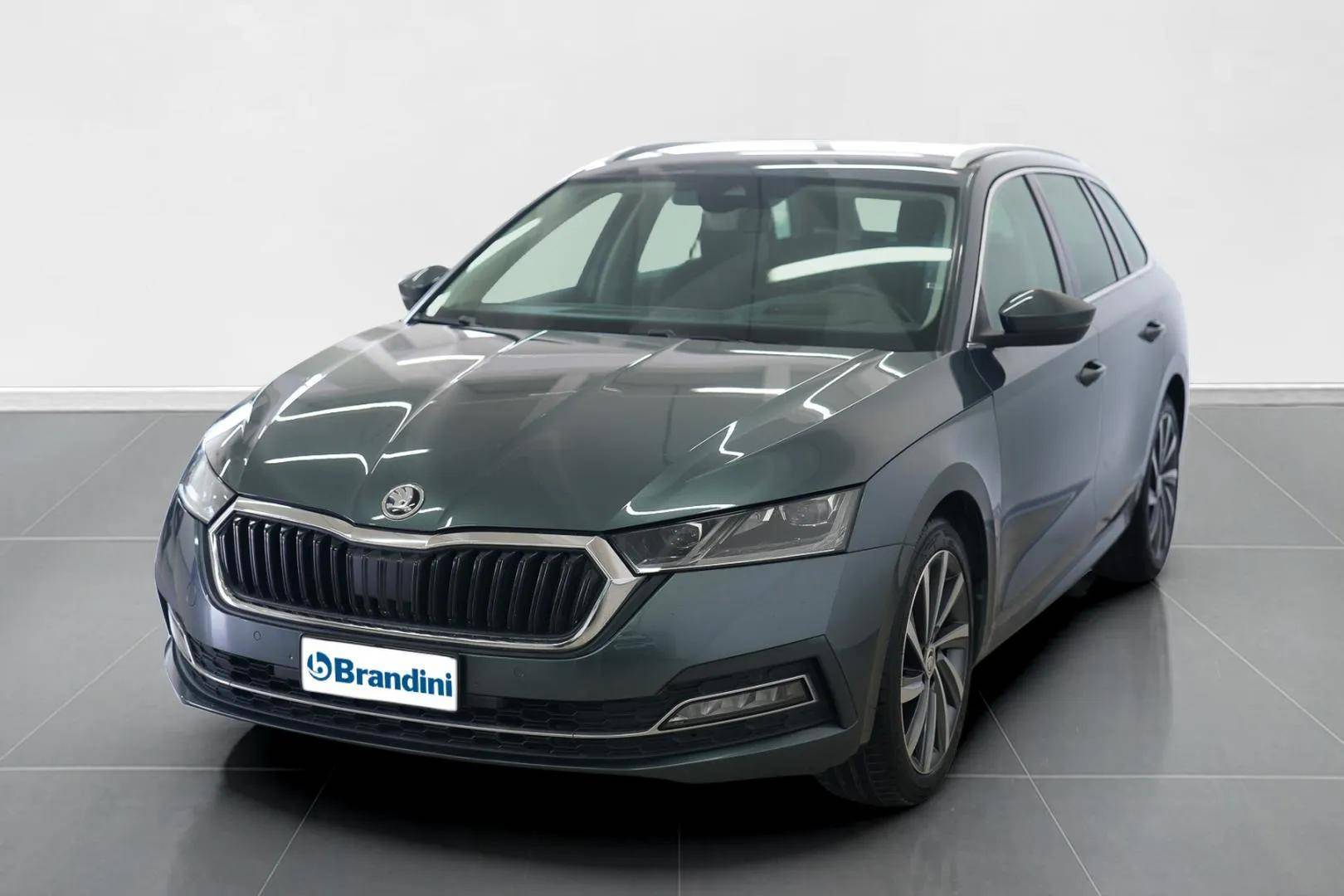 SKODA Octavia - Foto 1