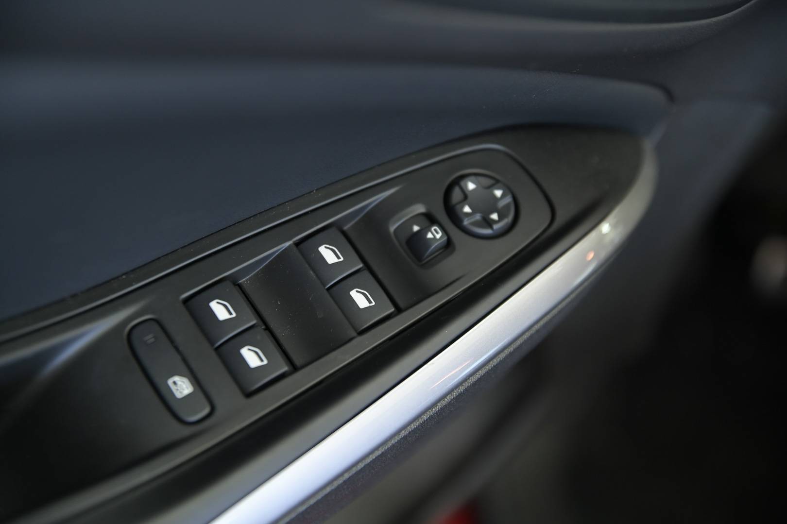 OPEL Grandland - Foto 11