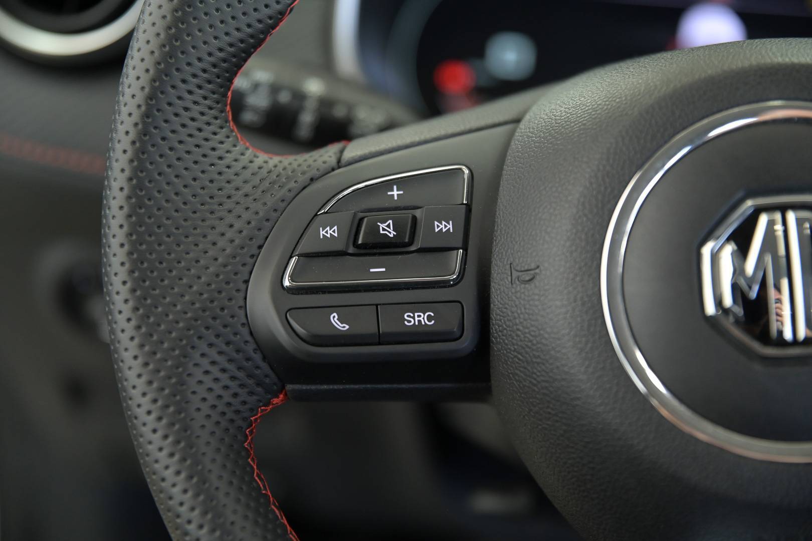 MG MG ZS - Foto 18
