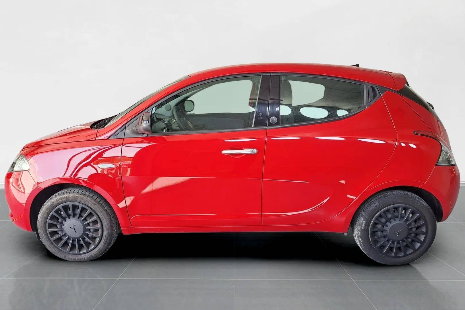 LANCIA Ypsilon - Foto 7
