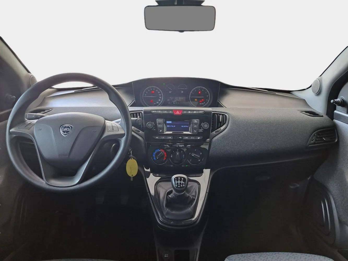 LANCIA Ypsilon - Foto 17