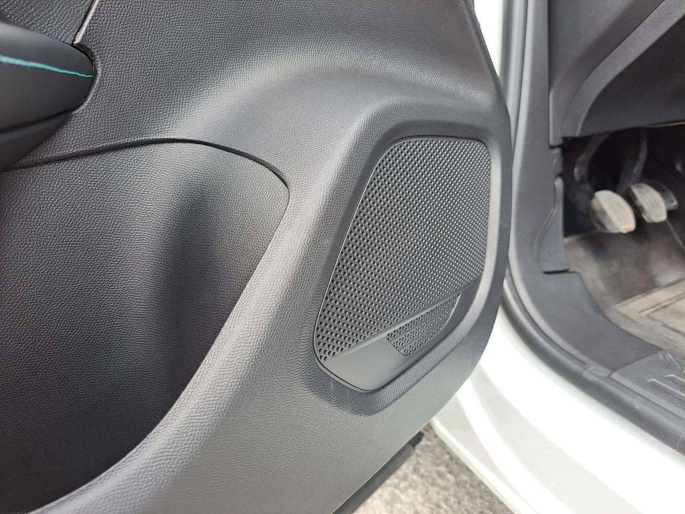 PEUGEOT 2008 - Foto 18