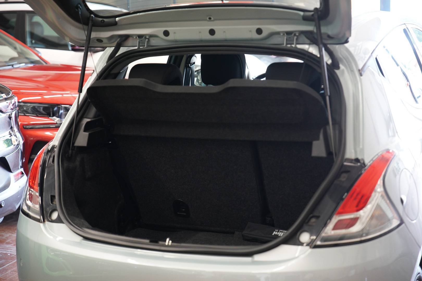 LANCIA Ypsilon - Foto 8
