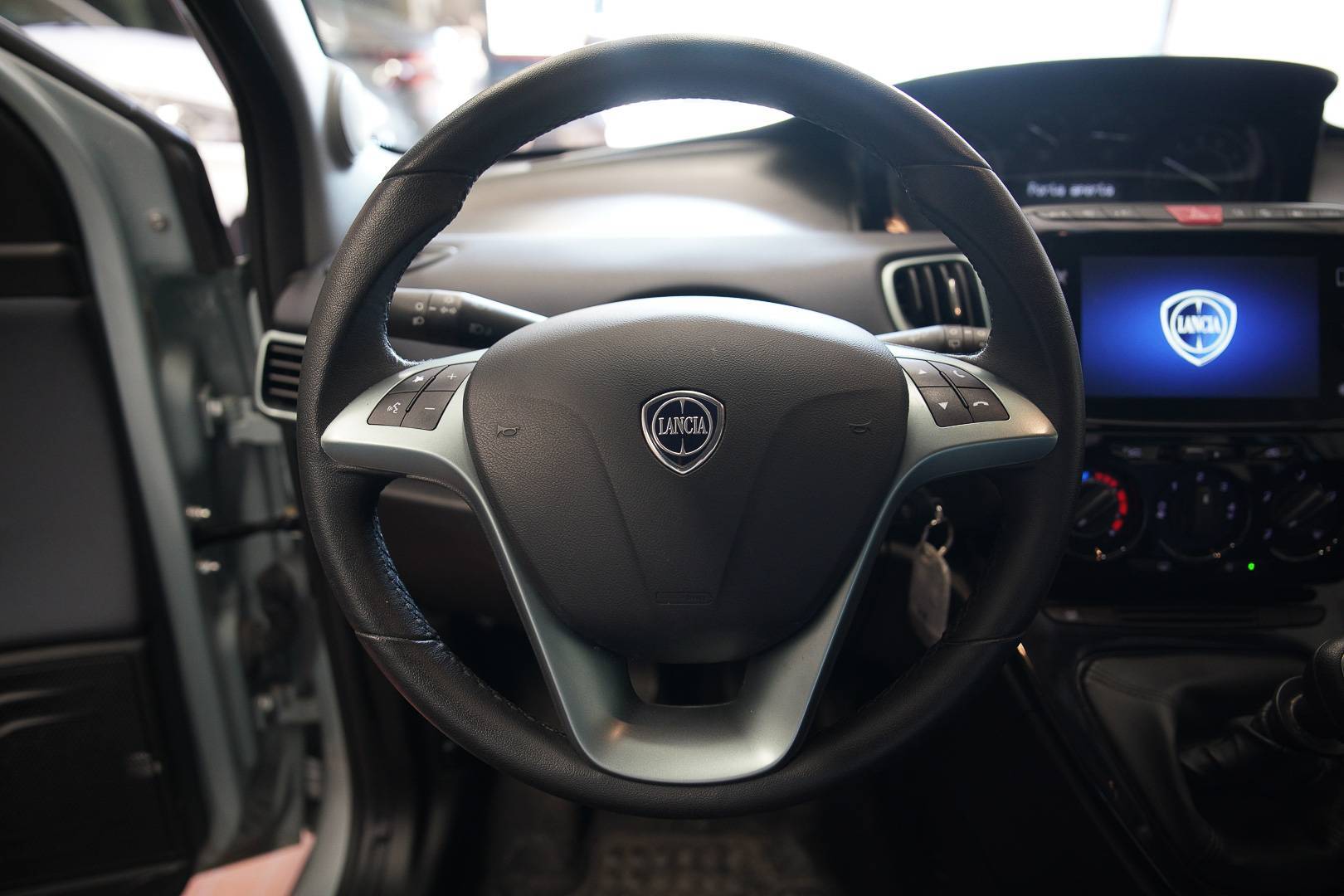 LANCIA Ypsilon - Foto 10