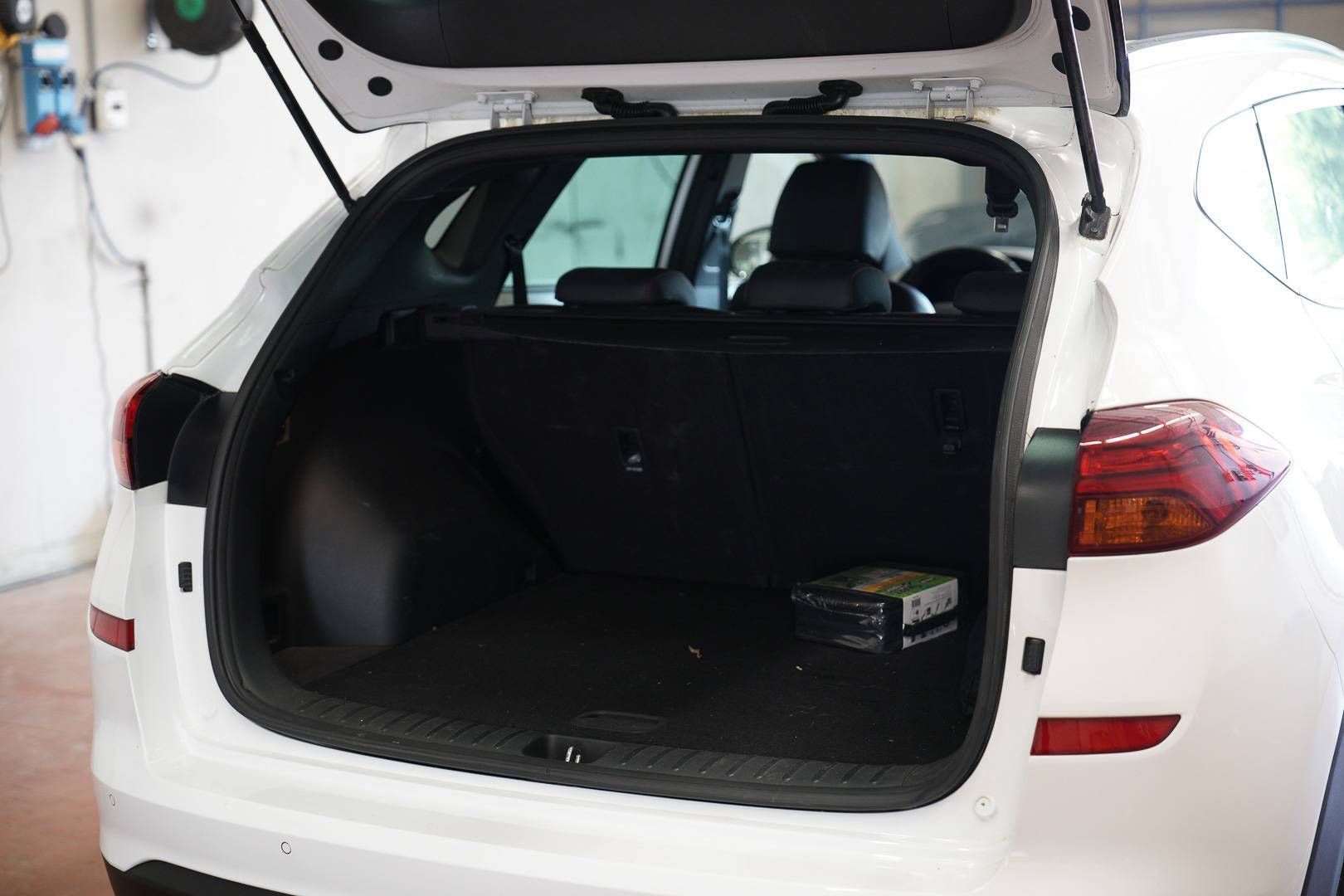 HYUNDAI Tucson - Foto 8