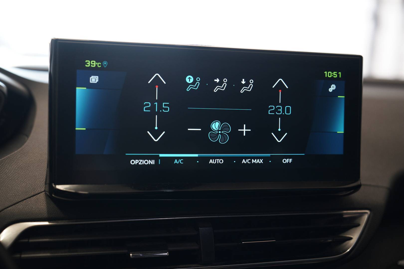 PEUGEOT 3008 - Foto 16