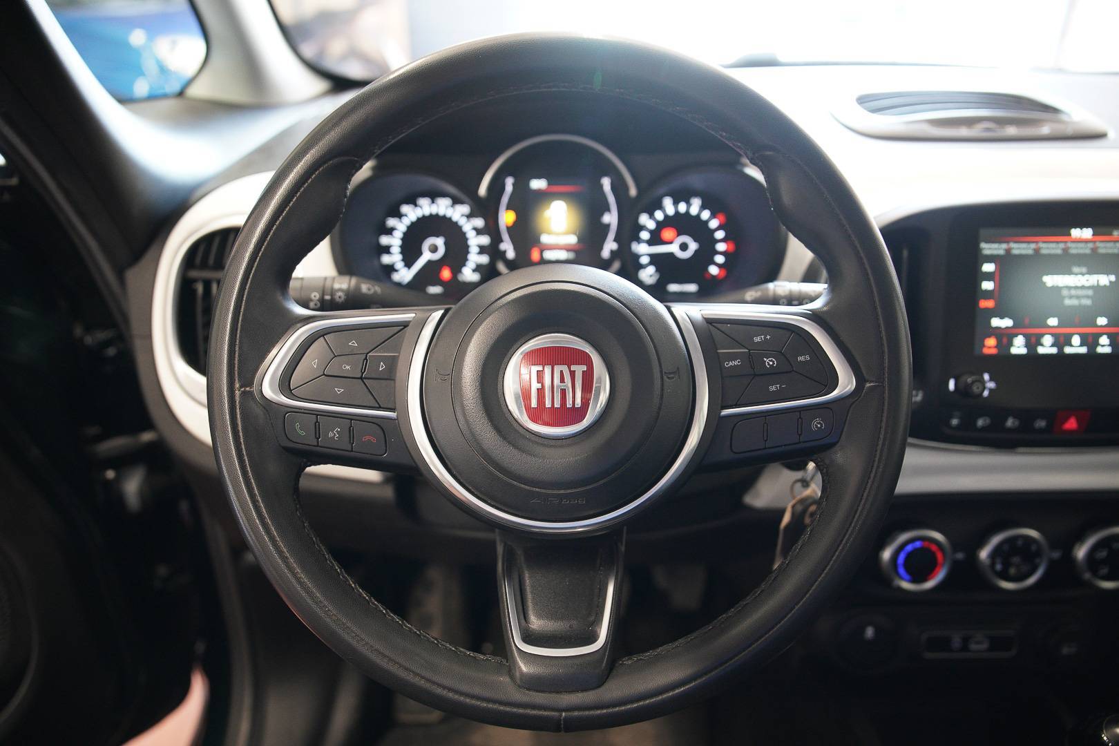 FIAT 500L - Foto 10