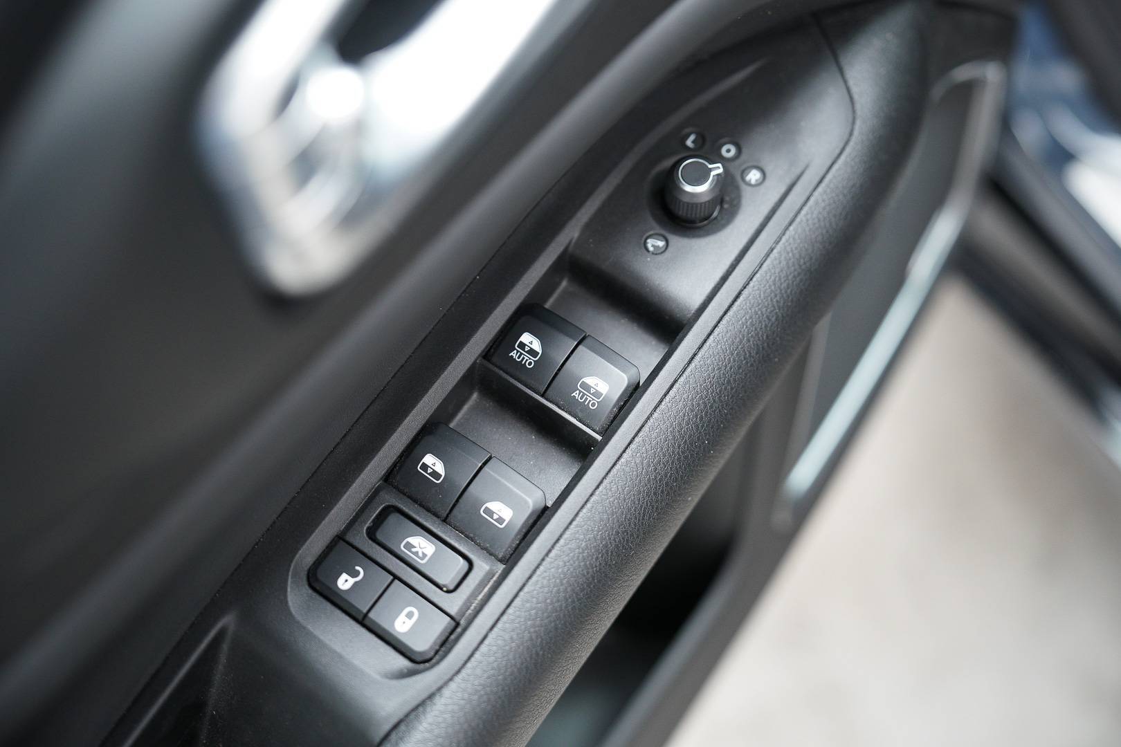 JEEP Compass - Foto 10