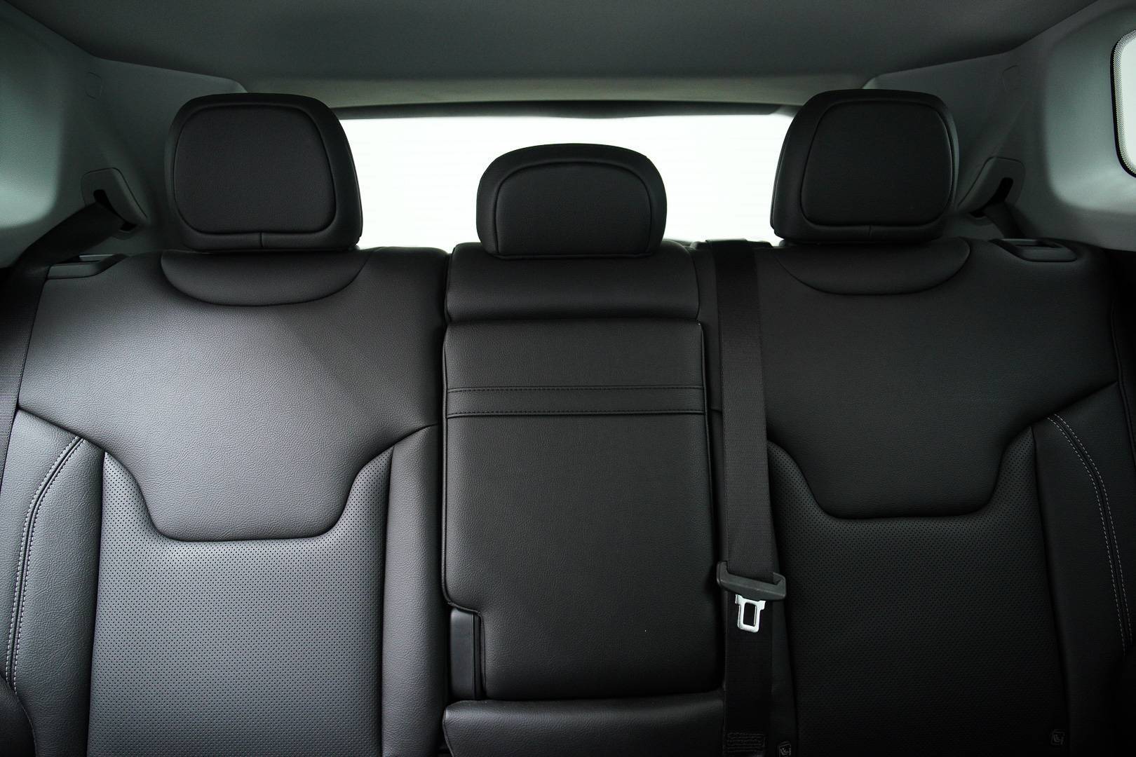 JEEP Compass - Foto 23
