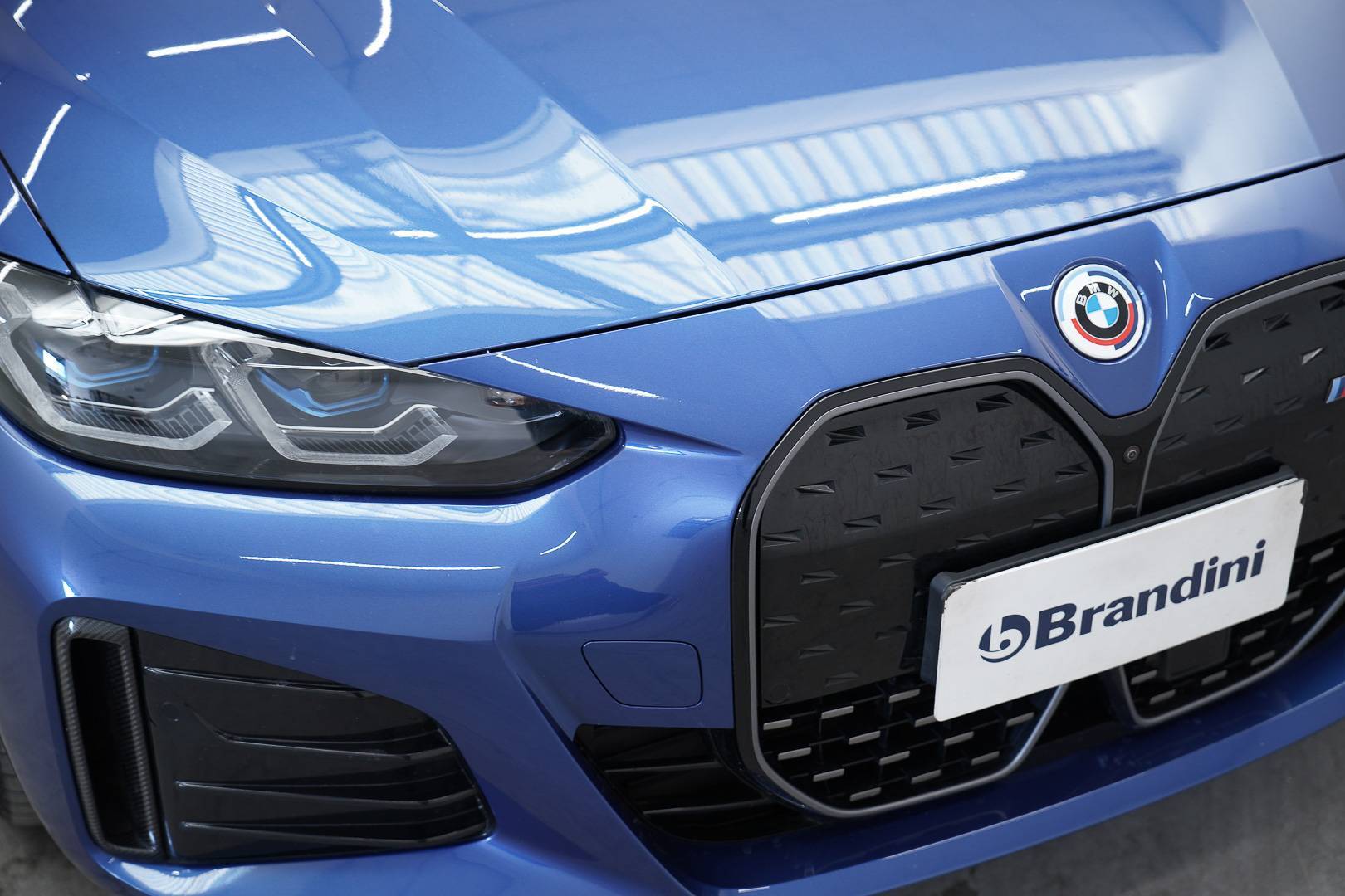 BMW i4 - Foto 4