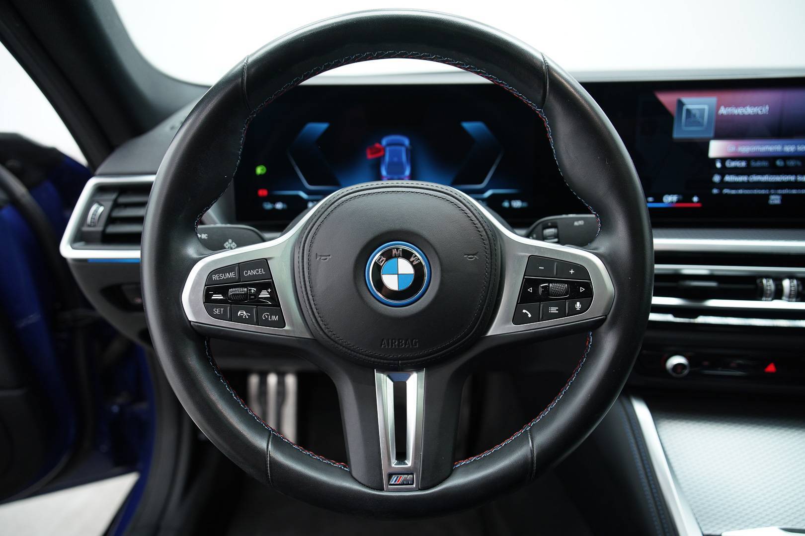 BMW i4 - Foto 11