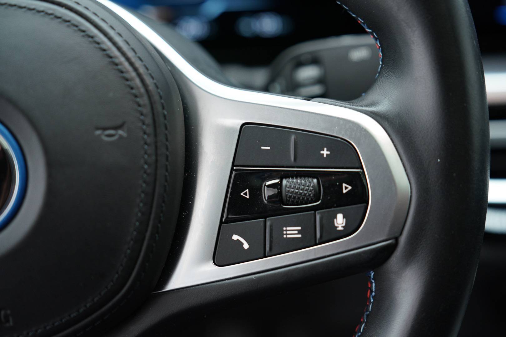 BMW i4 - Foto 13