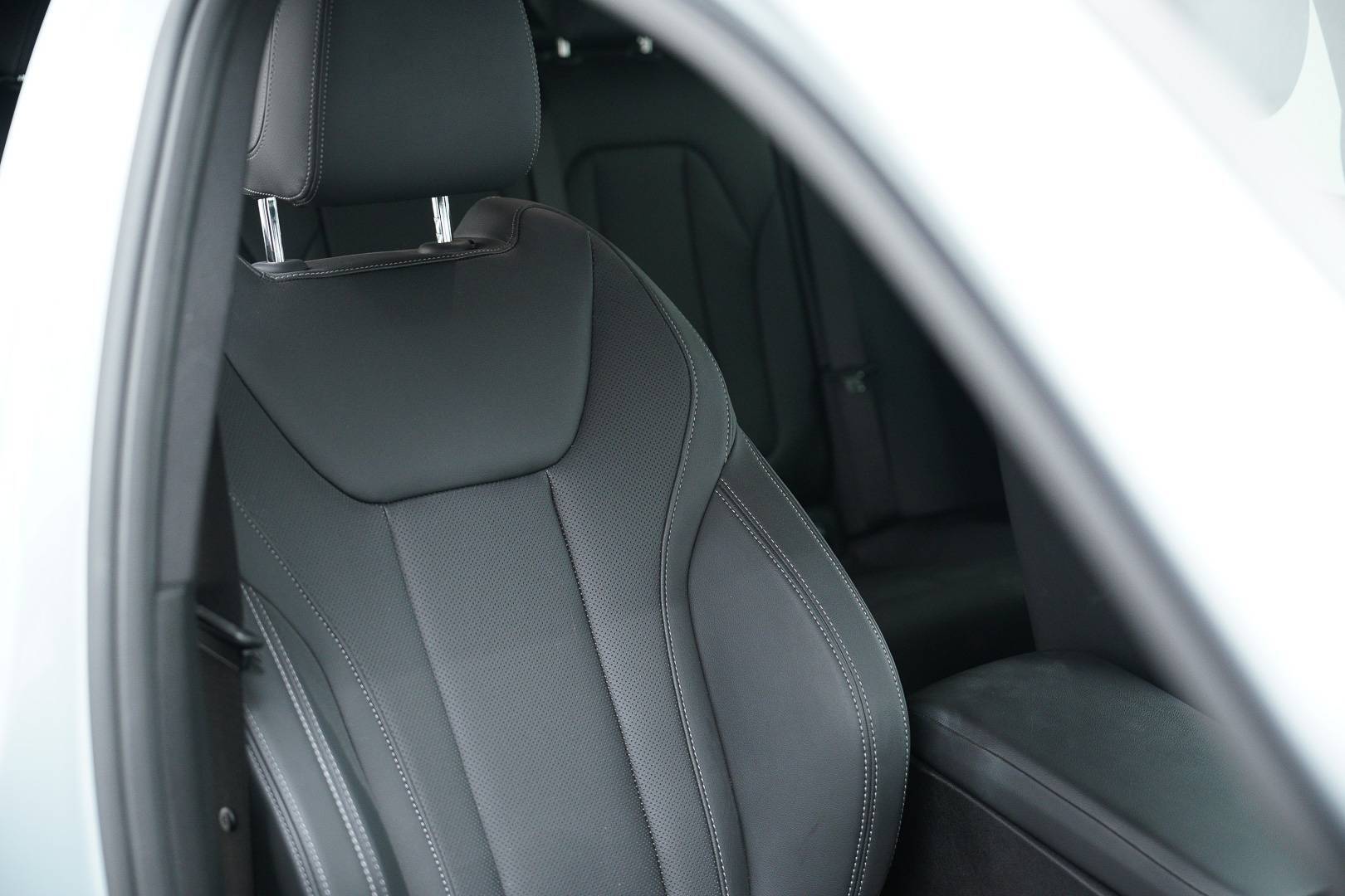 BMW X4 - Foto 22