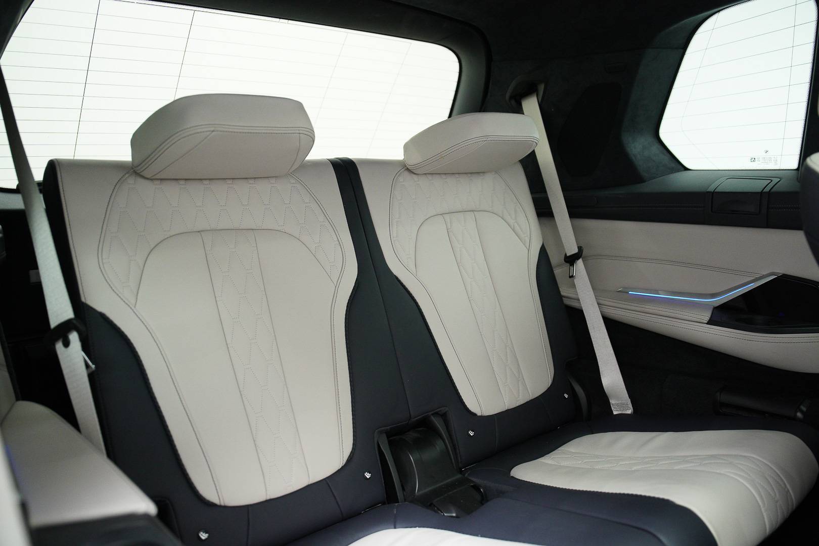 BMW X7 - Foto 27