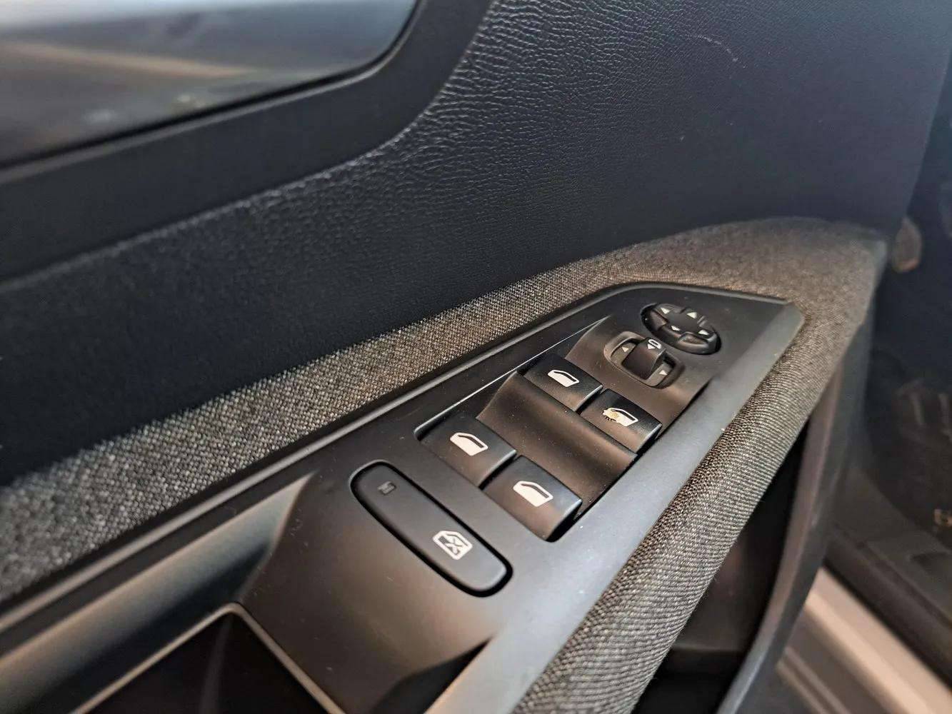 PEUGEOT 5008 - Foto 11