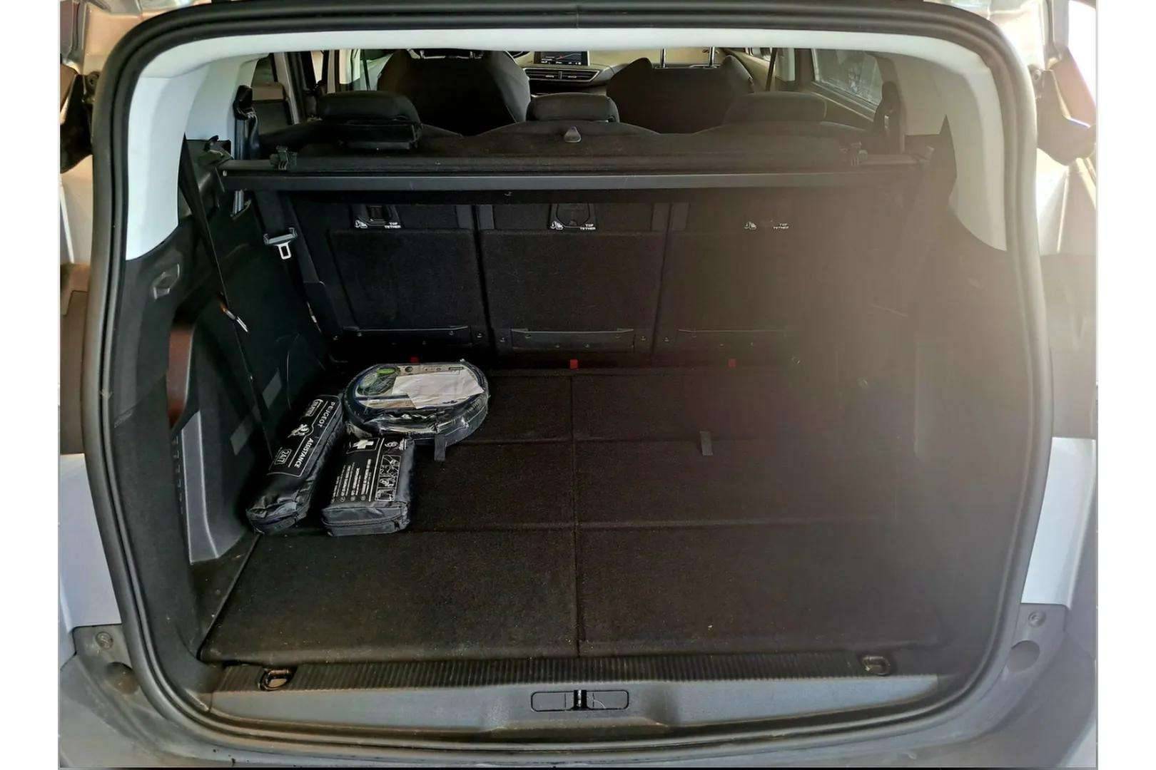 PEUGEOT 5008 - Foto 26