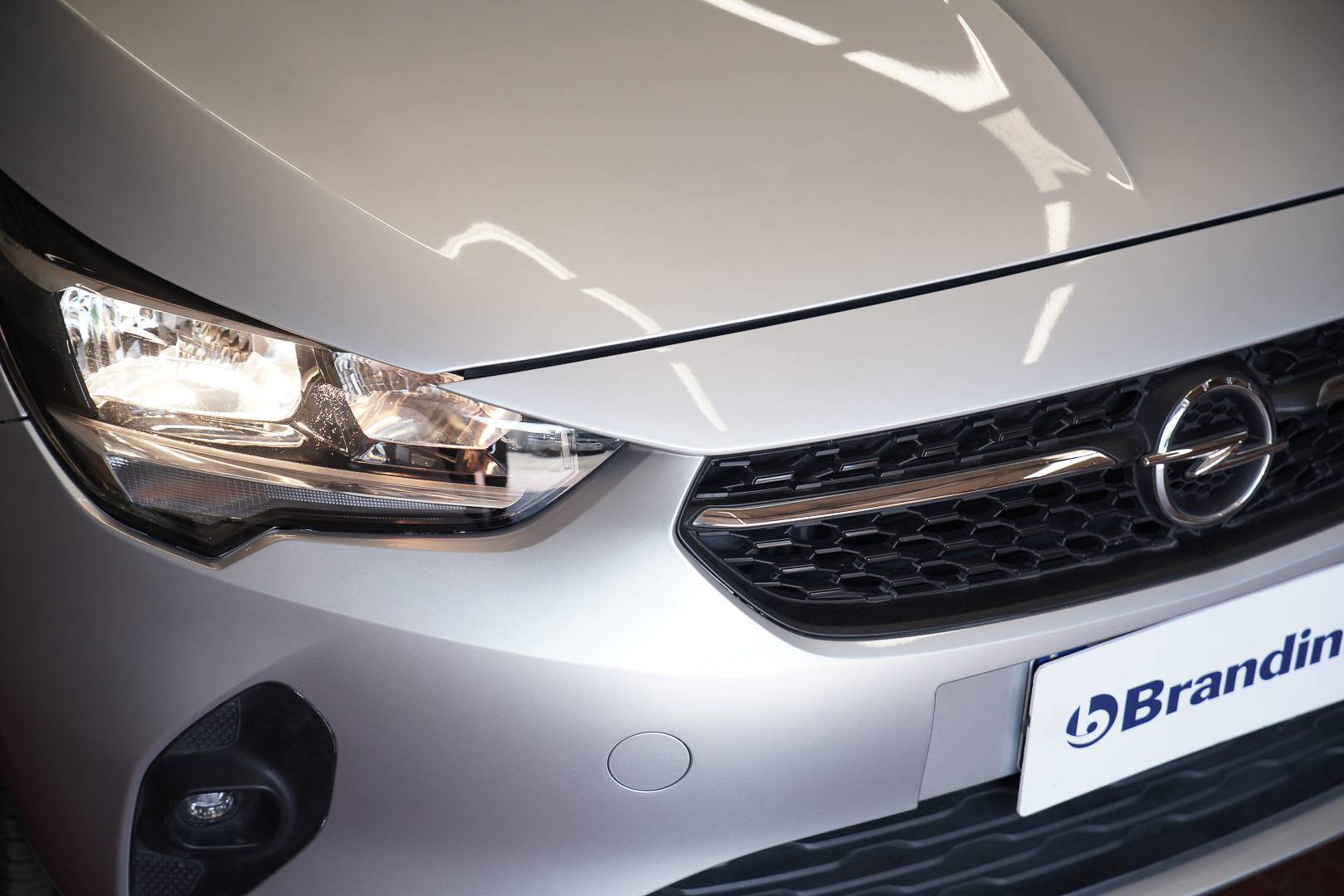 OPEL Corsa - Foto 4