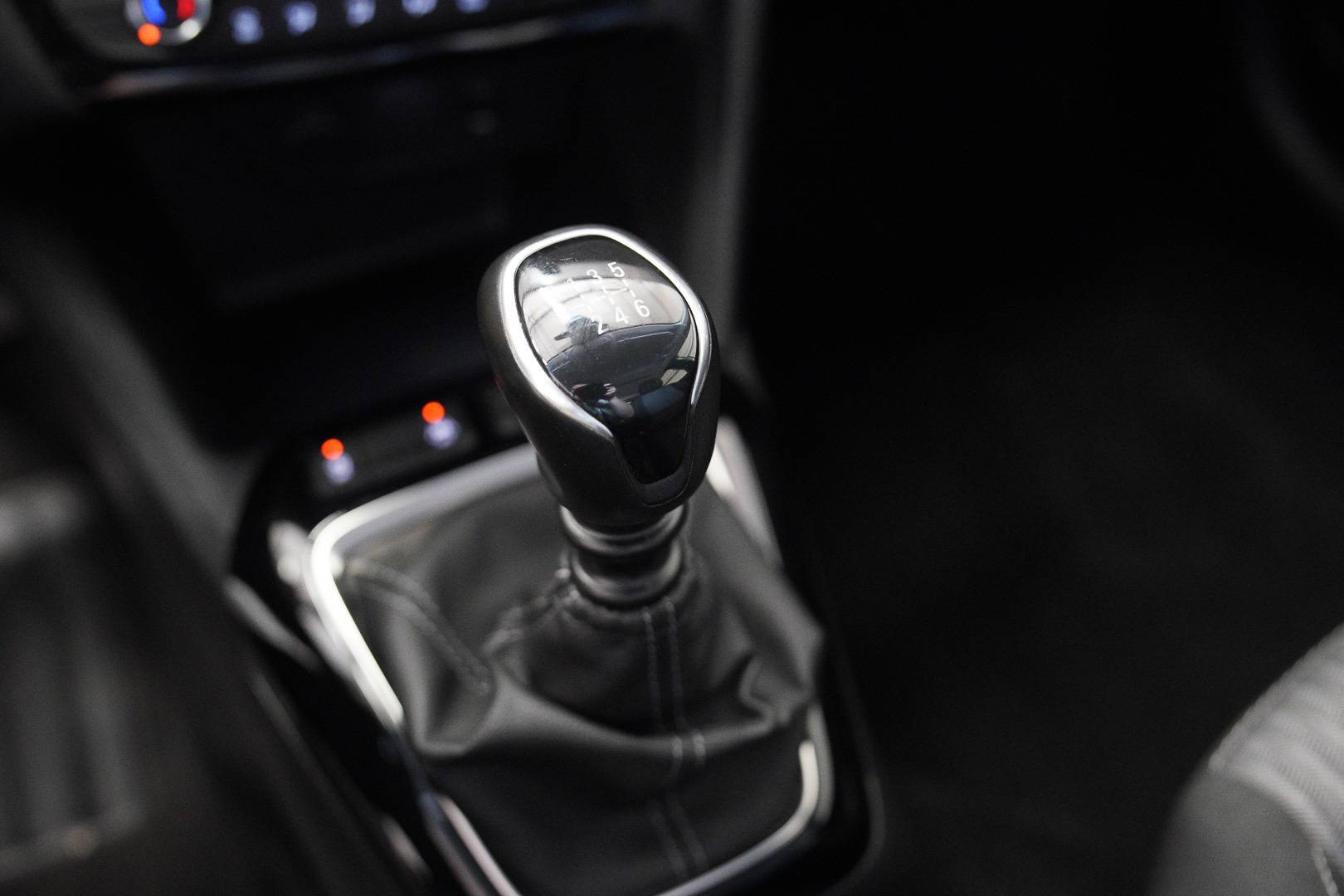 OPEL Corsa - Foto 19