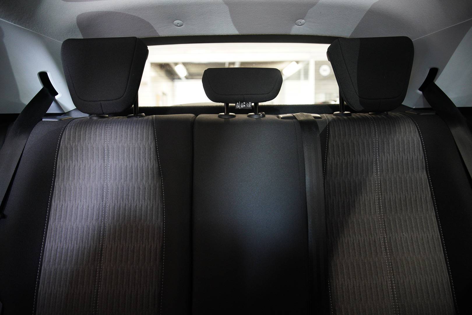 OPEL Corsa - Foto 23