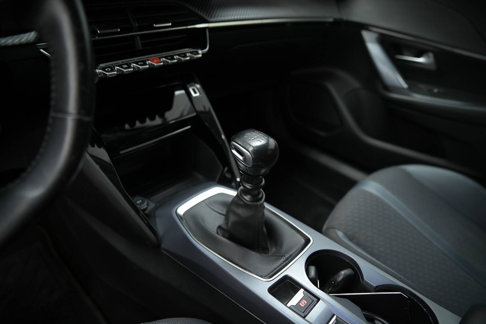PEUGEOT 2008 - Foto 16