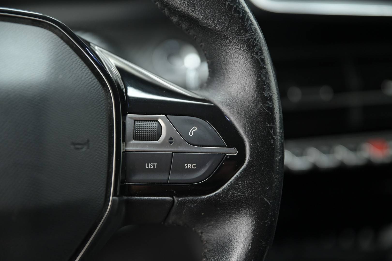 PEUGEOT 2008 - Foto 19