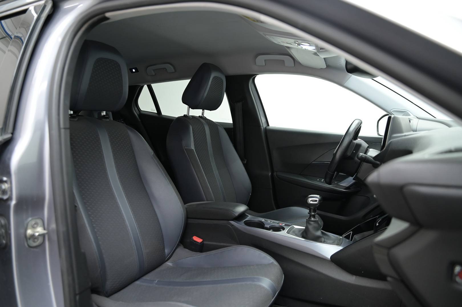 PEUGEOT 2008 - Foto 27