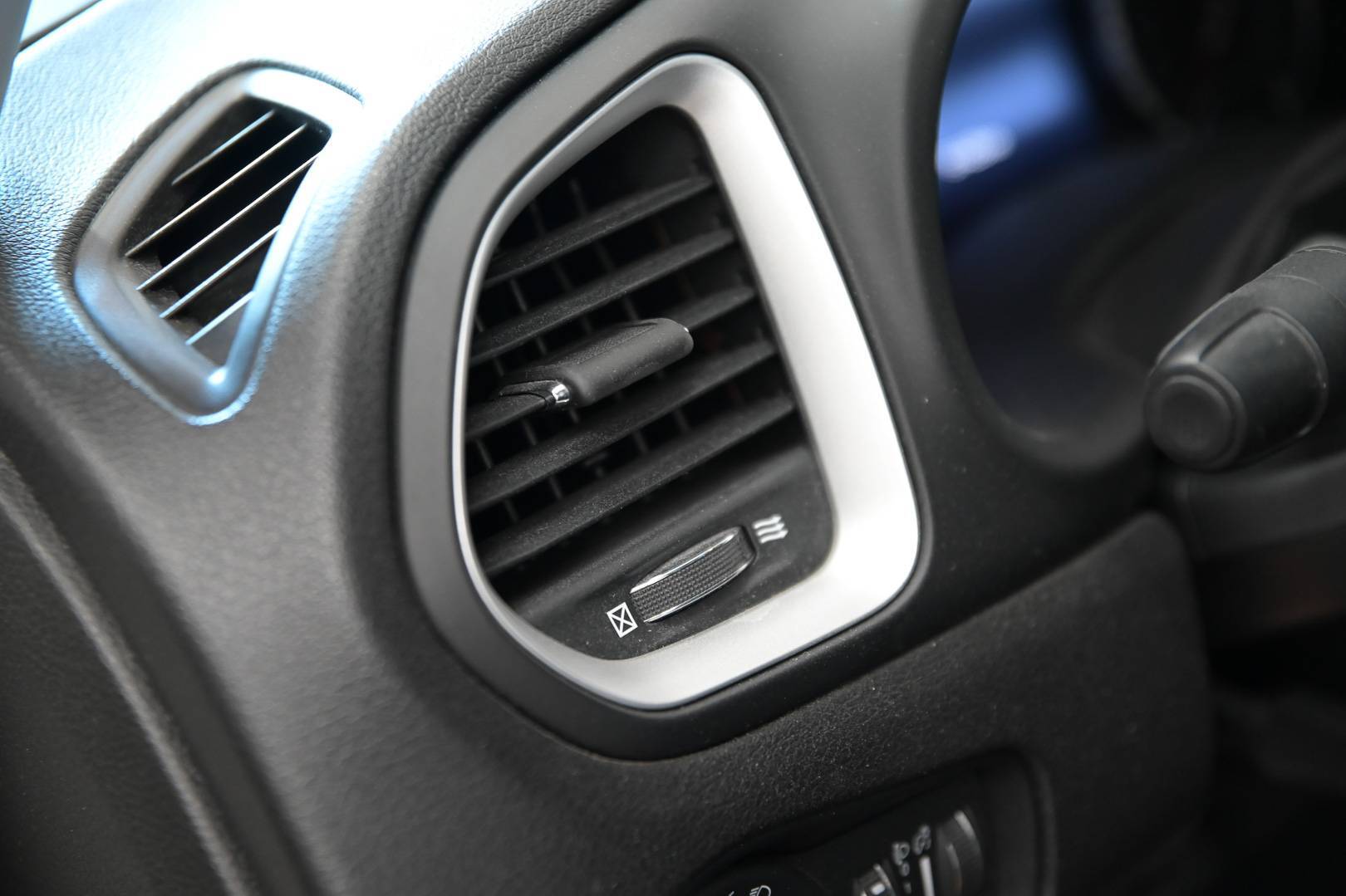 JEEP Renegade - Foto 11