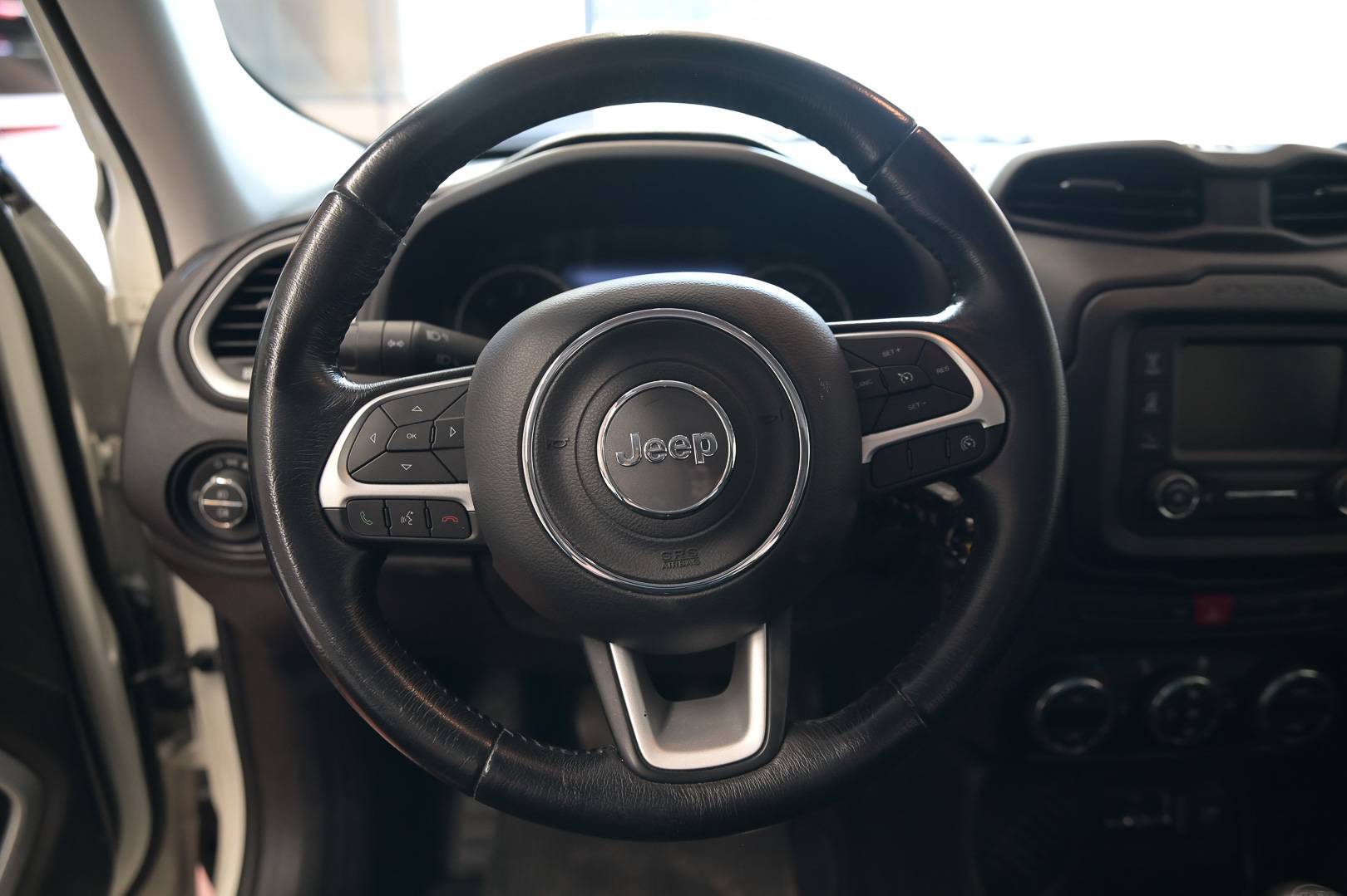 JEEP Renegade - Foto 16