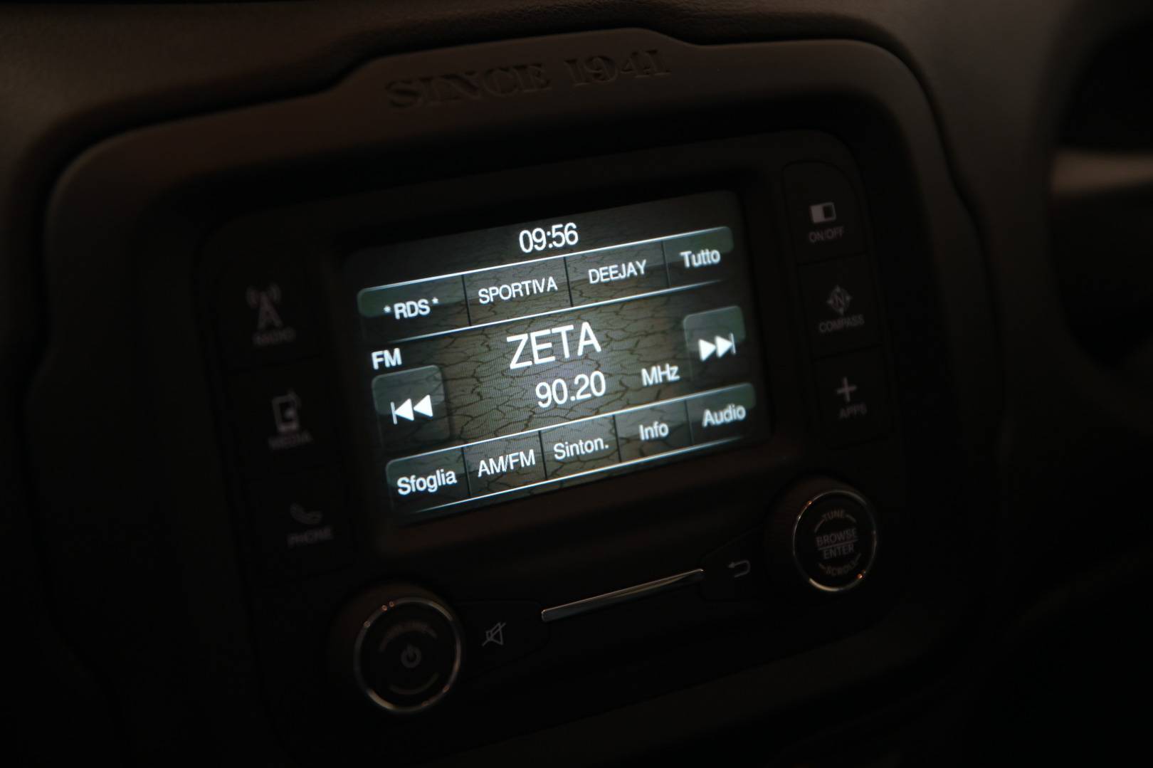 JEEP Renegade - Foto 24