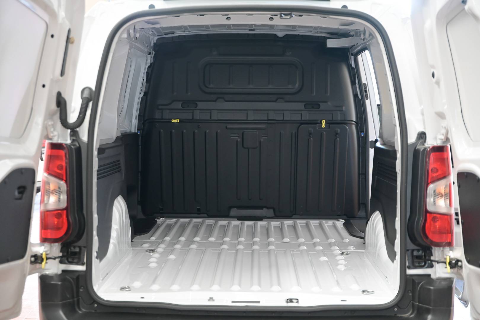 FIAT Doblo Cargo - Foto 5